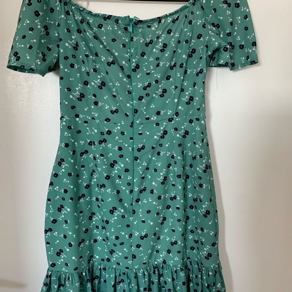 Lulus green printed dress size 8 - Picture 4 of 5
